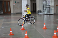 Школьники Владивостока приняли участие в городском этапе Всероссийского конкурса «Безопасное колесо - 2019»
