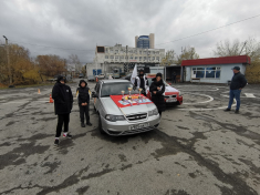 В Тюмени прошли соревнования по детскому автомногоборью между детскими автомобильными школами.